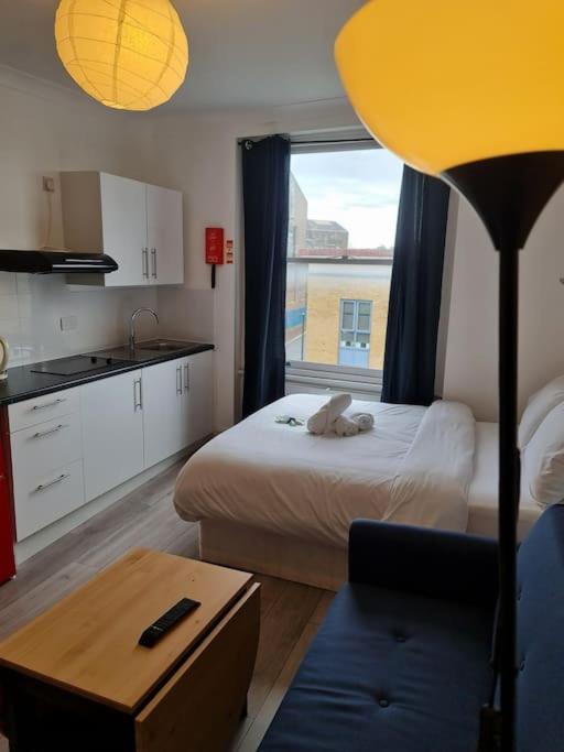 Chic & Modern Studio In Caledonian Rd London Exteriör bild