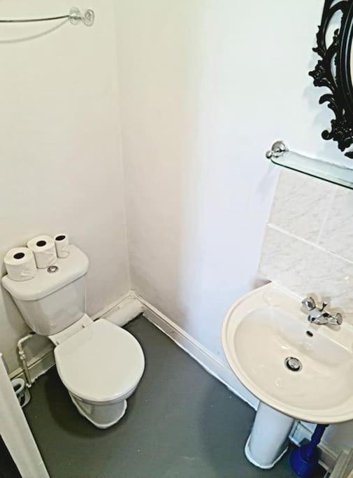 Chic & Modern Studio In Caledonian Rd London Exteriör bild